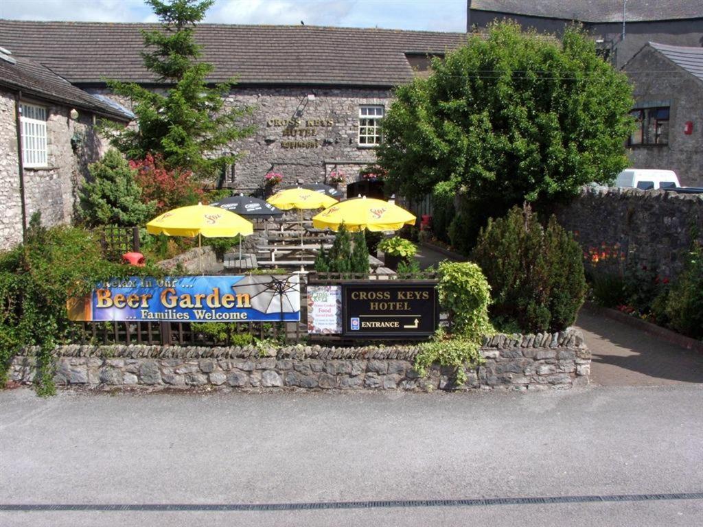 Apartamento The Cross Keys Milnthorpe Exterior foto